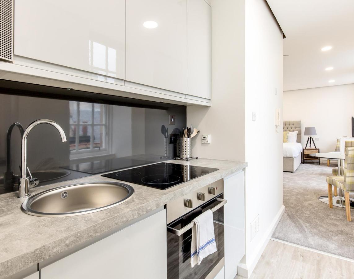 Refurbished Studio Next To The Royal Mile Appartement Edinburgh Buitenkant foto