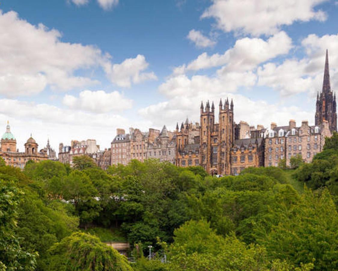 Refurbished Studio Next To The Royal Mile Appartement Edinburgh Buitenkant foto
