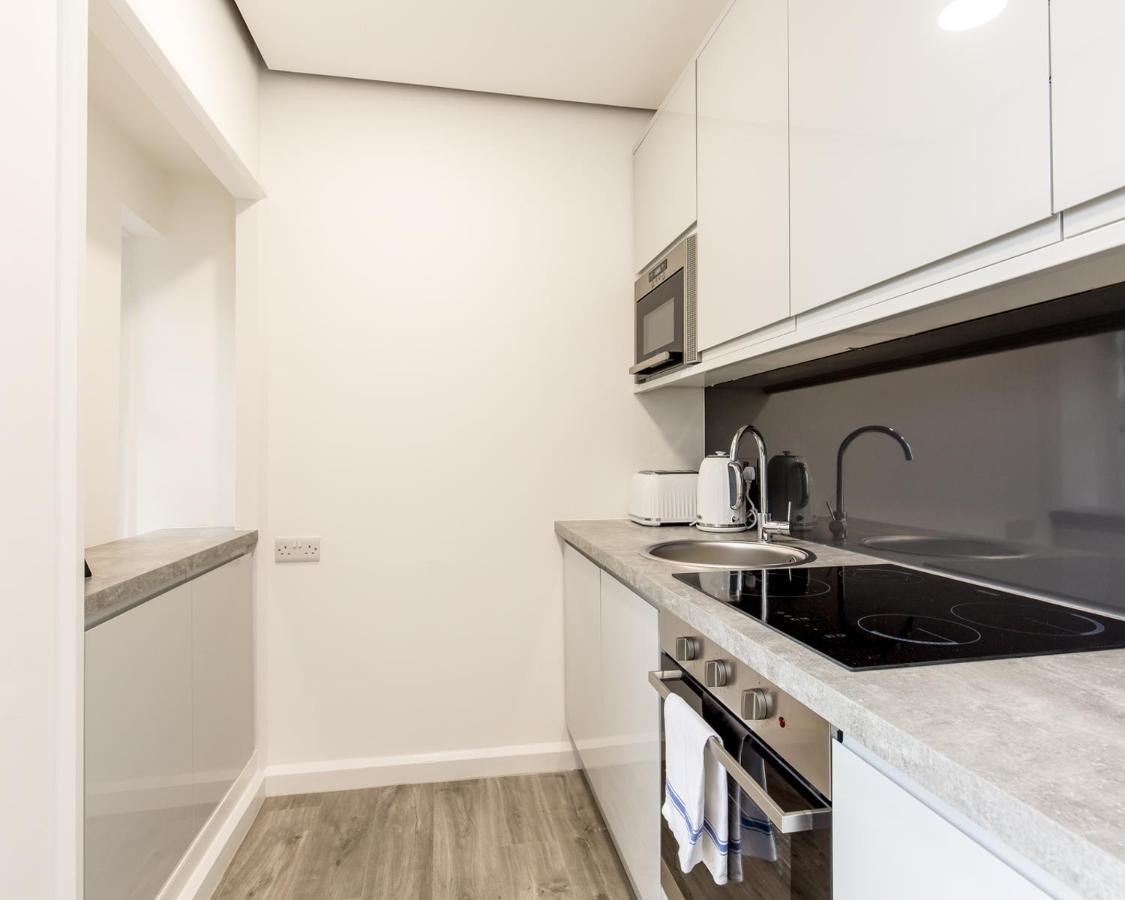 Refurbished Studio Next To The Royal Mile Appartement Edinburgh Buitenkant foto
